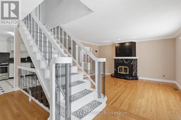 29666796/203-montee-outaouais-road/town-of-rockland/clarence-rockland/ontario/K4K1G2_12