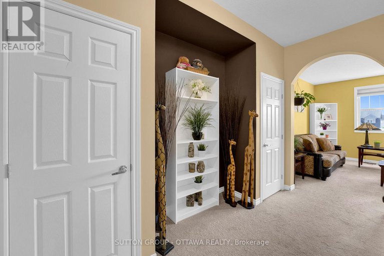 28556143/3596-cambrian-road/half-moon-bay/ottawa/ontario/K2J0S5_19