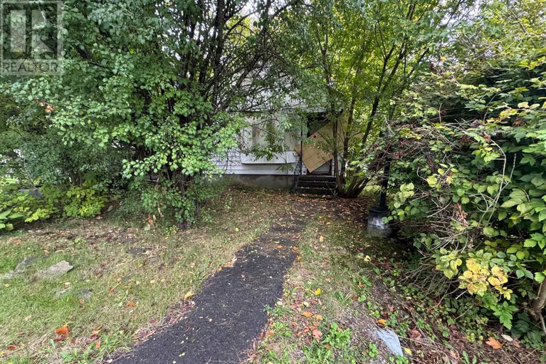 28919370/20382-church-street/south-glengarry-lancaster-twp/south-glengarry/ontario/K0C2C0_2