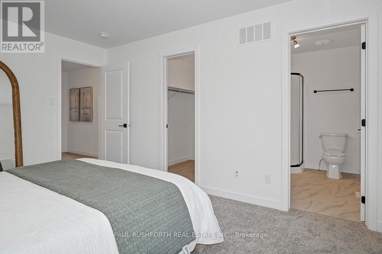 29602213/245-peacock-drive/village-of-russell/russell/ontario/K4R0A1_18