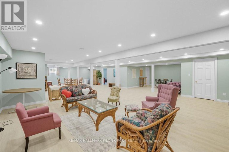 29239470/1717-lakeshore-drive/greely/ottawa/ontario/K4P1H1_24