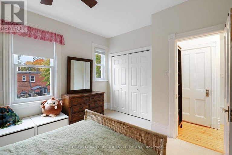 29073528/144-mcleod-street/ottawa-centregolden-triangle/ottawa/ontario/K2P0Z7_26