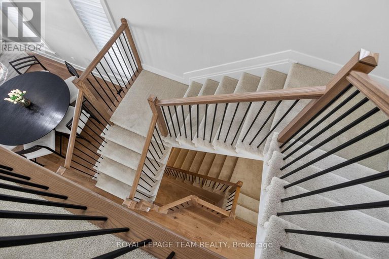 29410673/988-beckton-heights/stittsville-south/ottawa/ontario/K2S2X6_2