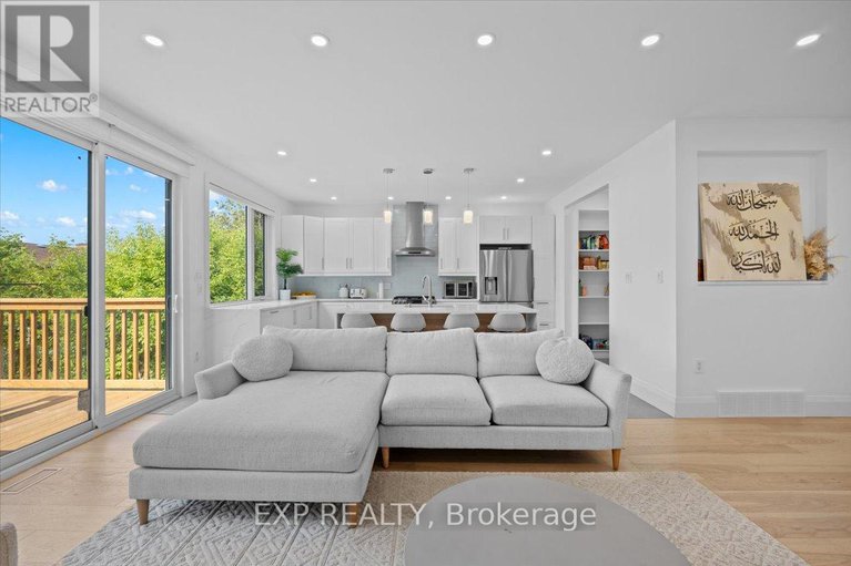 28431666/1357-mory-street/emerald-woodssawmill-creek/ottawa/ontario/K1T1C8_20