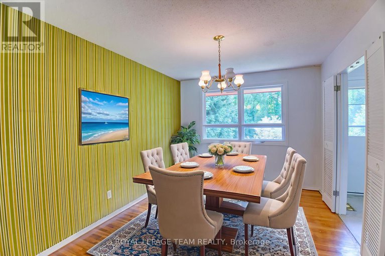 28412587/19-dayton-crescent/leslie-park/ottawa/ontario/K2H7N8_10