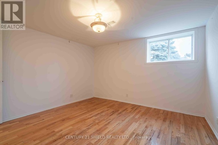 29049744/21255-mcnaughton-court-e/south-glengarry-lancaster-twp/south-glengarry/ontario/K0C1E0_27