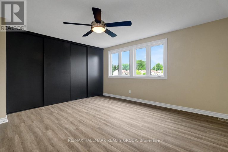 28349257/1701-lafrance-drive/queenswood-heights-south/ottawa/ontario/K1E2L7_21