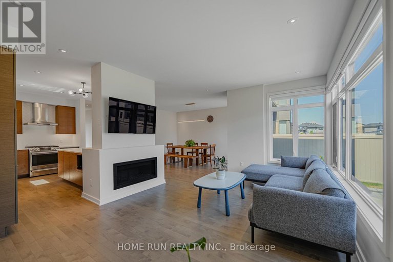 29069528/899-ralph-hennessy-avenue/riverside-southgloucester-glen/ottawa/ontario/K1X0B1_16