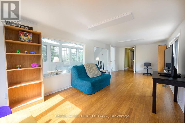 28821513/6258-richmond-road/south-of-fallowfield-road/ottawa/ontario/K0A2Z0_32