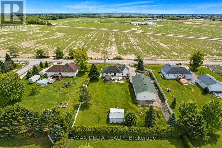 29658664/2031-devine-road/vars-village/ottawa/ontario/K0A3H0_36