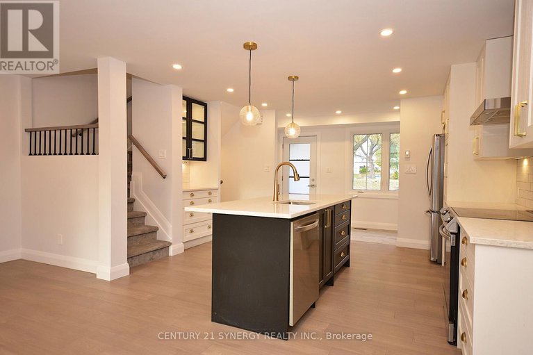 29094498/26-660-hochelaga-street/carson-meadows/ottawa/ontario/K1K2E9_16