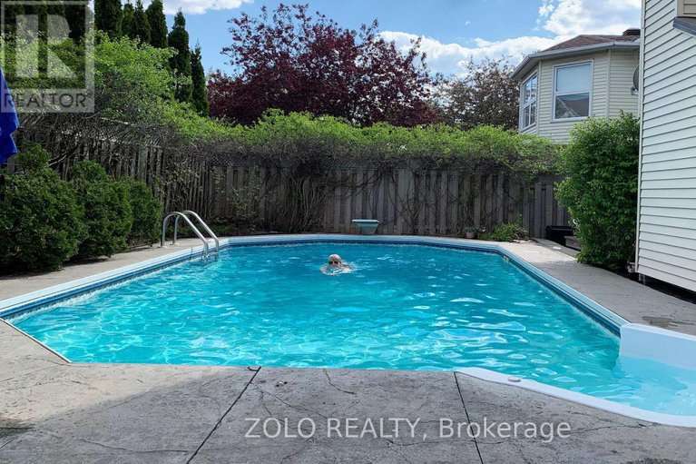 29336515/736-hauteview-crescent/fallingbrookridgemount/ottawa/ontario/K4A2B8_47