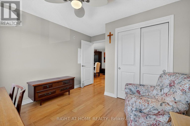 28978453/306-141-potts-private/notting-hillsummerside/ottawa/ontario/K4A0X9_30