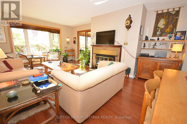 28975182/unit-62-261-botanica-private/civic-hospital/ottawa/ontario/K1Y4P9_6