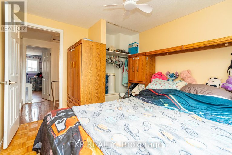 28756531/40-2296-orient-park-drive/blackburn-hamlet-south/ottawa/ontario/K1B4N6_16