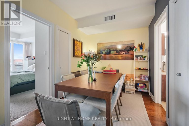 29527059/2302-234-rideau-street/sandy-hill/ottawa/ontario/K1N0A9_21