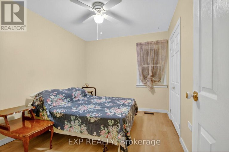 29093669/41-hwy-5-w-street/morrisburg/south-dundas/ontario/K0C1X0_15