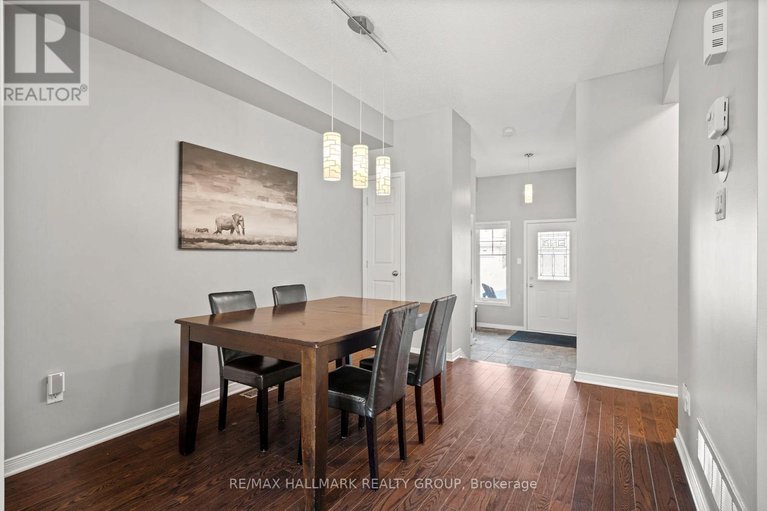 29449929/2268-descartes-street/notting-hillsummerside/ottawa/ontario/K4A0W4_14