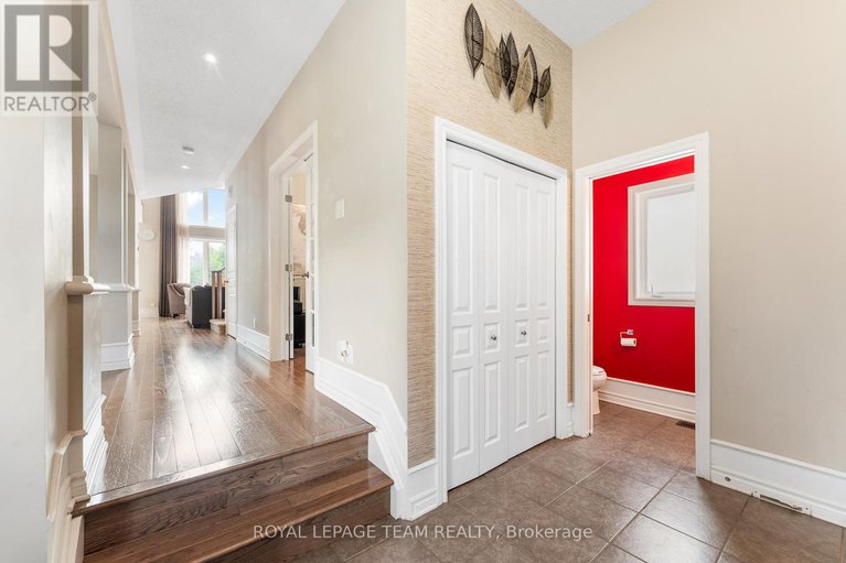 28387113/316-sugar-pine-crescent/bridlewood/ottawa/ontario/K2M0B1_4