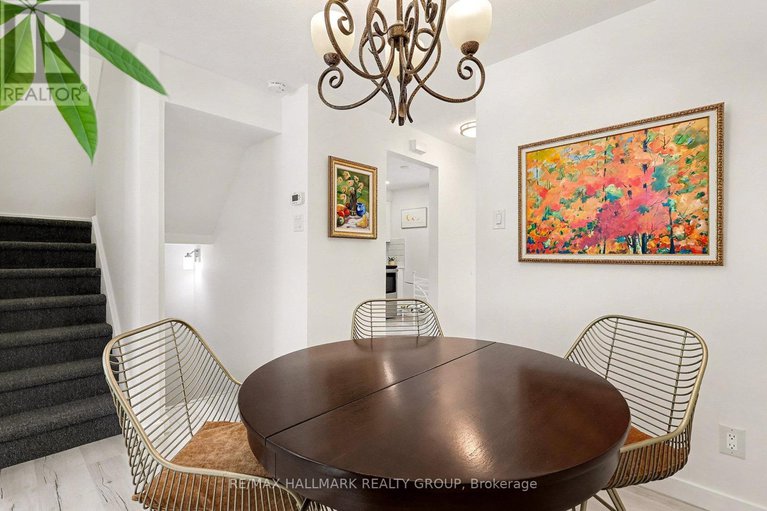 29365343/6861-bilberry-drive/convent-glen-north/ottawa/ontario/K1C2E8_9