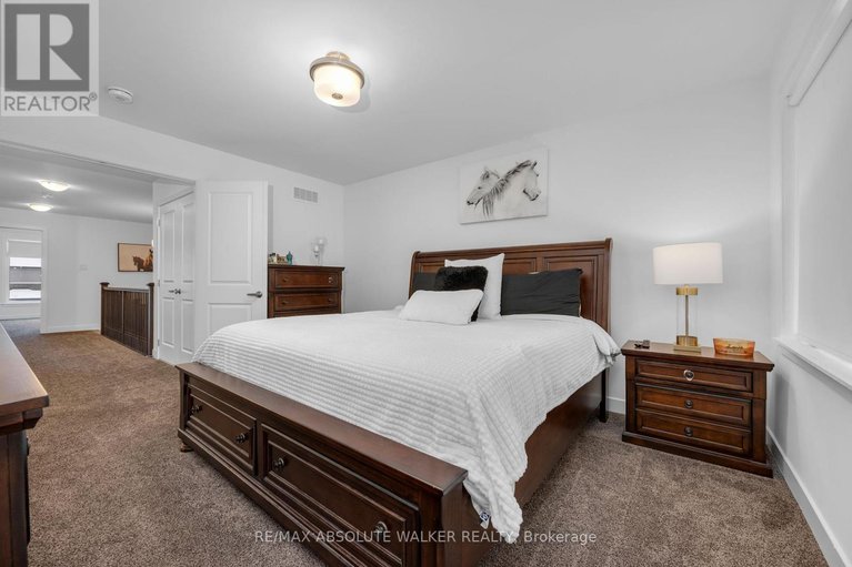 27848620/3301-findlay-creek-drive/blossom-parkkemp-parkfindlay-creek/ottawa/ontario/K1T0V2_12