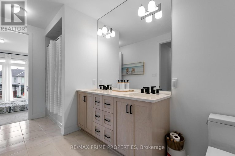 28583429/720-fenwick-way/stonebridge/ottawa/ontario/K2J7E2_31