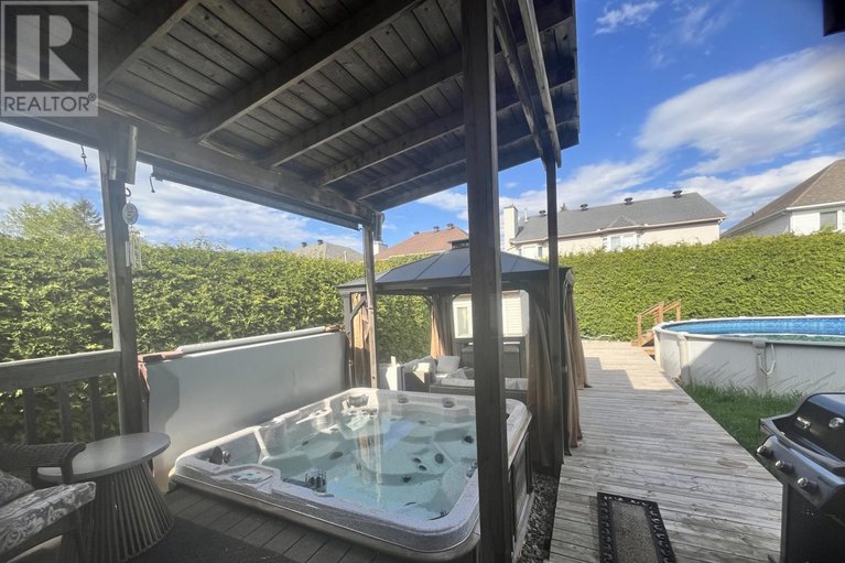 29462517/6192-voyageur-drive/convent-glen/ottawa/ontario/K1C2W3_45