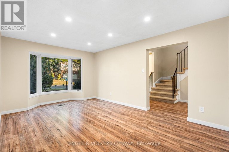 28886615/19-mcclure-crescent/katimavik/ottawa/ontario/K2L2H1_10