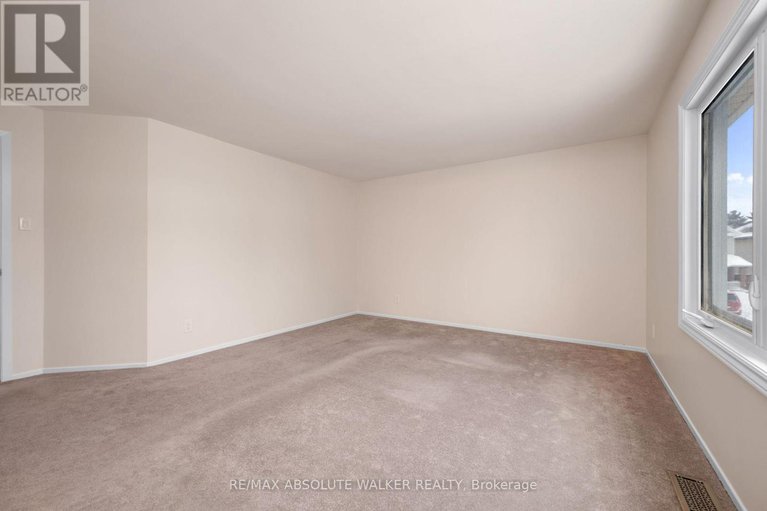 29436734/1-stradwick-avenue/cedargrovefraserdale/ottawa/ontario/K2J2X3_19