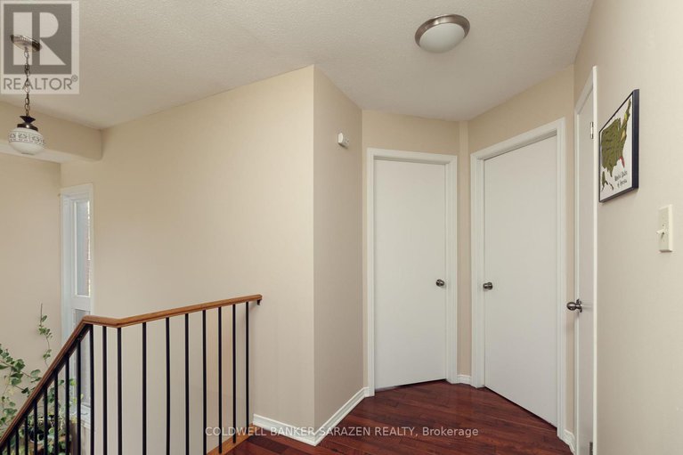 28302138/1325-summerville-avenue/carlington/ottawa/ontario/K1Z8G7_11