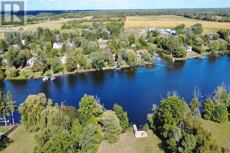 28819884/5937-rideau-valley-drive-n/manotick-south-to-roger-stevens/ottawa/ontario/K4M1B3_41