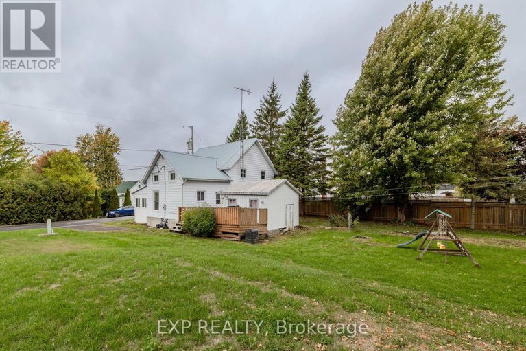28978593/12-ash-street/south-stormont-osnabruck-twp/south-stormont/ontario/K0C1Y0_8