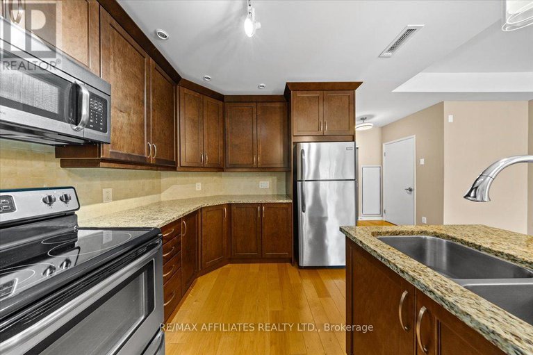 28615040/606-310-centrum-boulevard/bilberry-creekqueenswood-heights/ottawa/ontario/K1E0A3_5