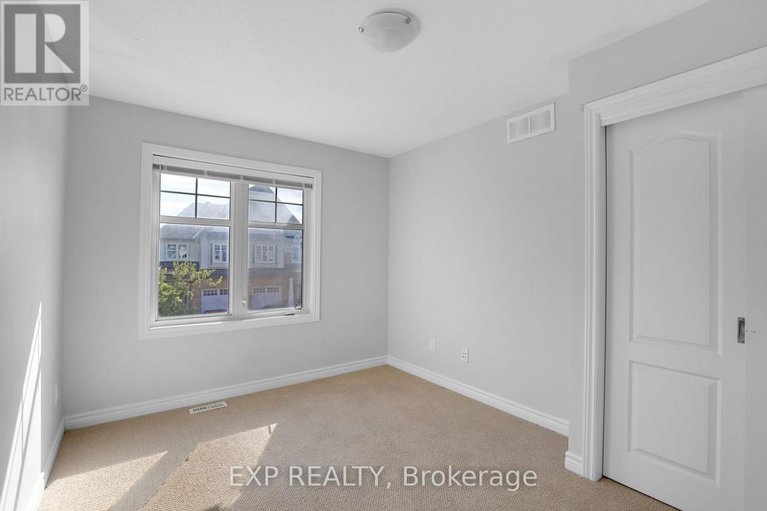 28984238/618-moorpark-avenue-n/emerald-meadowstrailwest/ottawa/ontario/K2M0B6_30