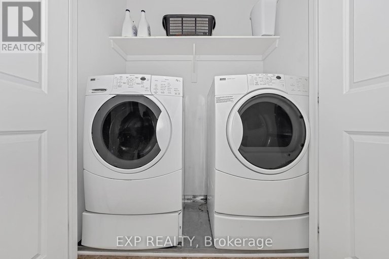 28867908/503-knotridge-street-n/mer-bleuebradley-estatesanderson-park/ottawa/ontario/K1W0A8_28