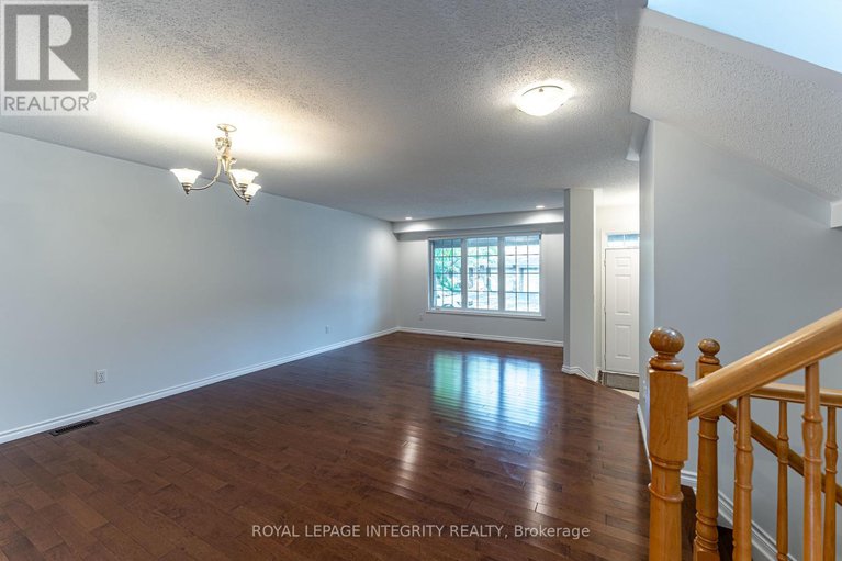 28759180/71-appledale-drive/longfields/ottawa/ontario/K2J4W6_11