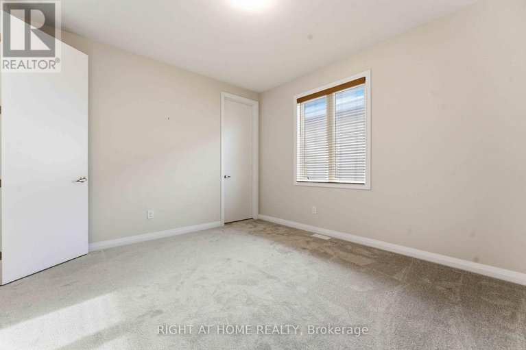 29484591/643-terrier-circle/goulbourn-twp-from-franktown-rdsouth-to-rideau/ottawa/ontario/K0A2Z0_28