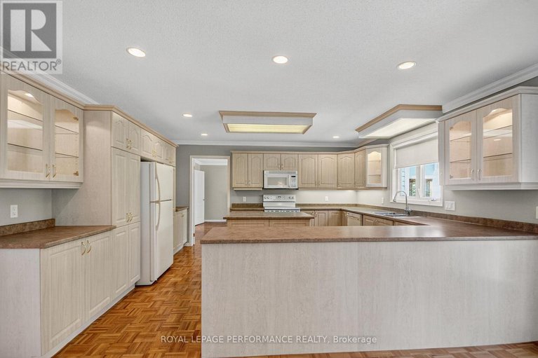 28886308/8329-rodney-farm-drive/osgoode-twp-north-of-reg-rd-6/ottawa/ontario/K0A2P0_6
