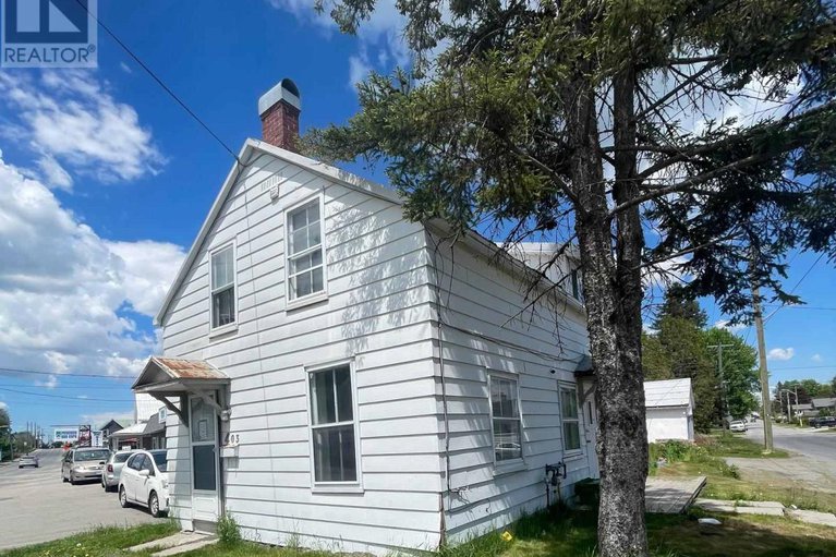 28484092/403-rideau-street/kemptville/north-grenville/ontario/K0G1J0_1