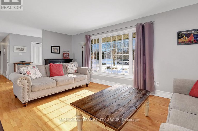 27917592/3028-drew-drive/north-dundas-mountain-twp/north-dundas/ontario/K0E1W0_7