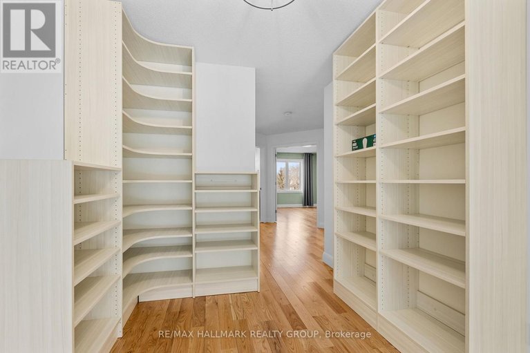 29546606/988-lucille-way/notting-hillsummerside/ottawa/ontario/K4A4J2_26