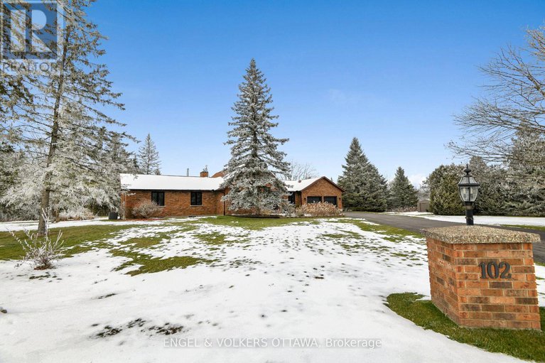 29126982/102-delaney-drive/huntley-ward-south-west/ottawa/ontario/K0A1L0_2