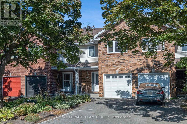 28872543/93-royal-oak-court/hunt-club-parkgreenboro/ottawa/ontario/K1T3N9_1