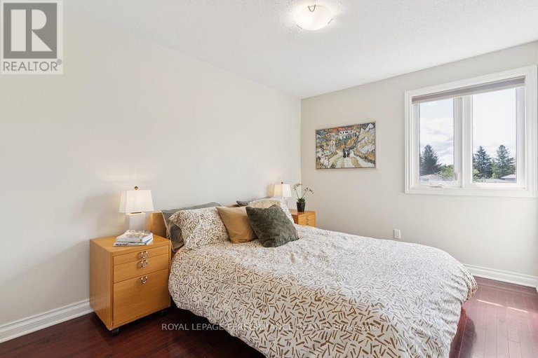 28847039/5-forsyth-lane/crystal-beach/ottawa/ontario/K2H9H1_34