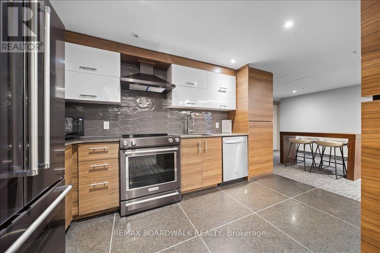 29646947/3705-805-carling-avenue/west-centre-town/ottawa/ontario/K1Z2K4_39