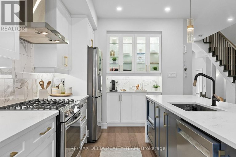28545694/478-trident-mews/leitrim/ottawa/ontario/K1T0T2_14