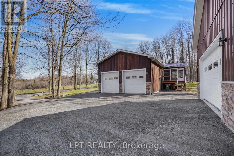29678236/8180-gibbs-road/east-hawkesbury/ontario/K0B1M0_49