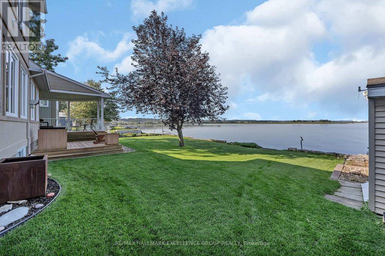 29056281/300-voisine-road/town-of-rockland/clarence-rockland/ontario/K4K1A1_15