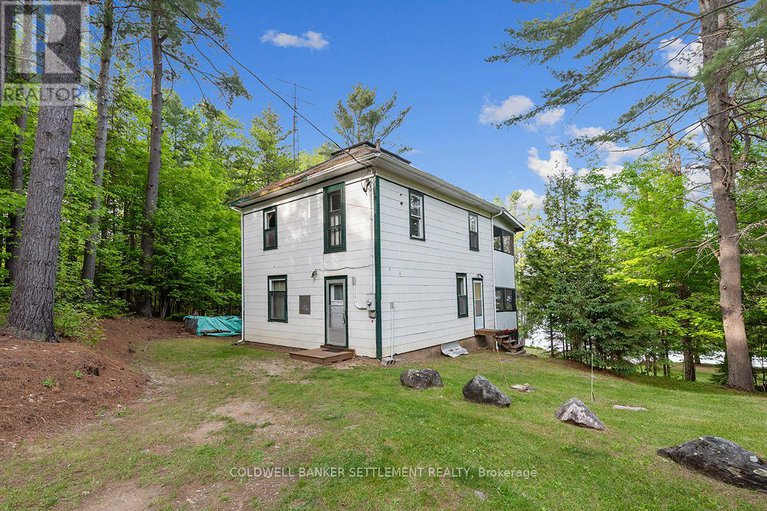 28398318/1672-dalhousie-conc-8-concession/lanark-highlands-dalhousie-twp/lanark-highlands/ontario/K0G1M0_1