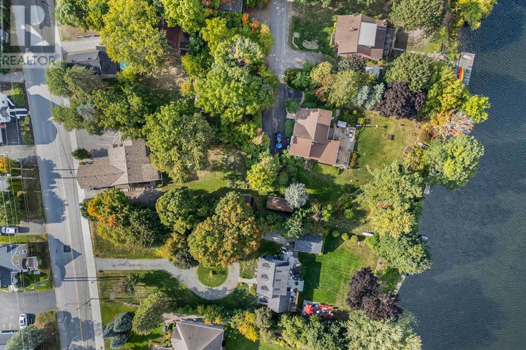 28930470/5583-manotick-main-street/manotick-village-manotick-estates/ottawa/ontario/K4M1A9_48